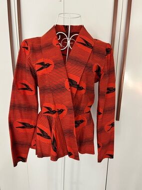 Custom blazer handmade from a pattern